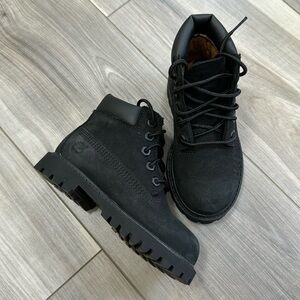 SOLD——-TODDLER BLACK TIMBERLAND BOOTS
